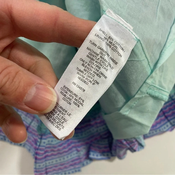 New Vineyard Vines Tang Fish Smocked Skirt Crystal Blue - Picture 3 of 6